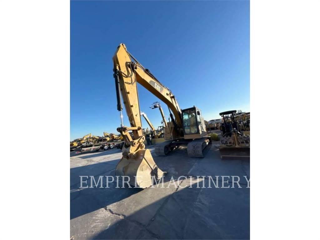CAT 325F X Paletli ekskavatörler
