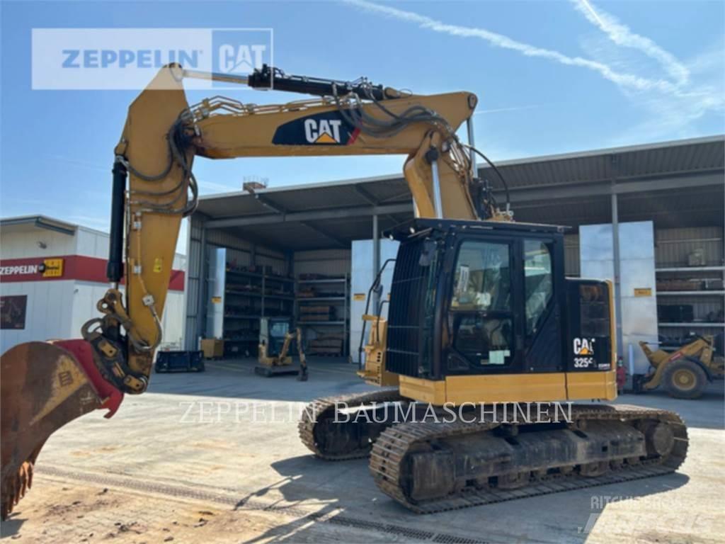 CAT 325FL Paletli ekskavatörler