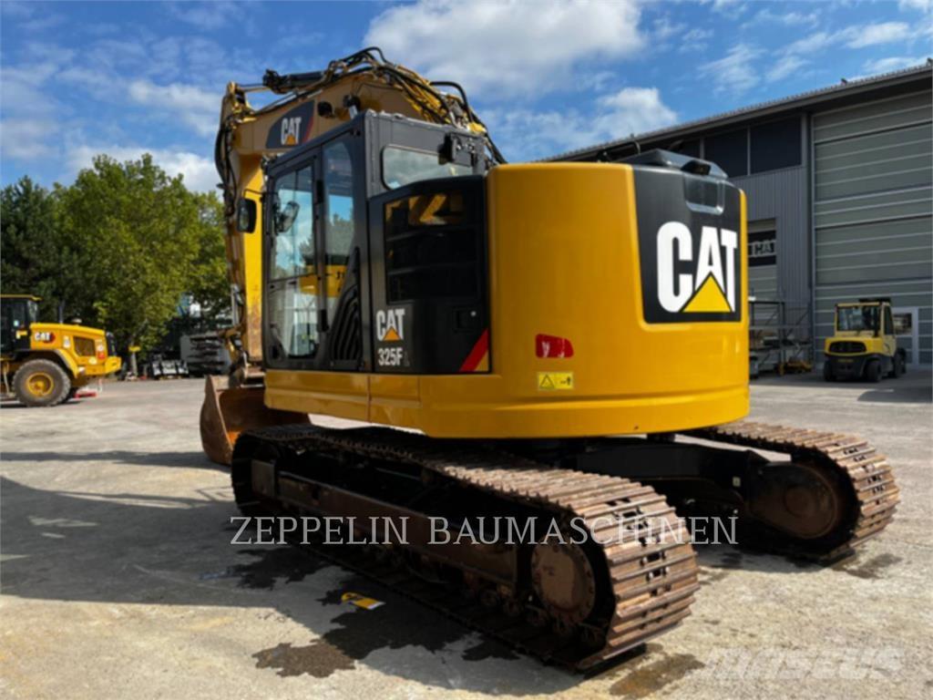CAT 325FL Paletli ekskavatörler