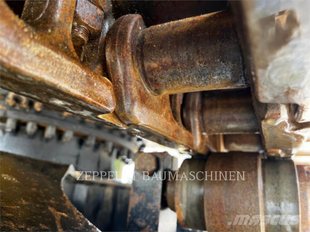 CAT 325FL Paletli ekskavatörler