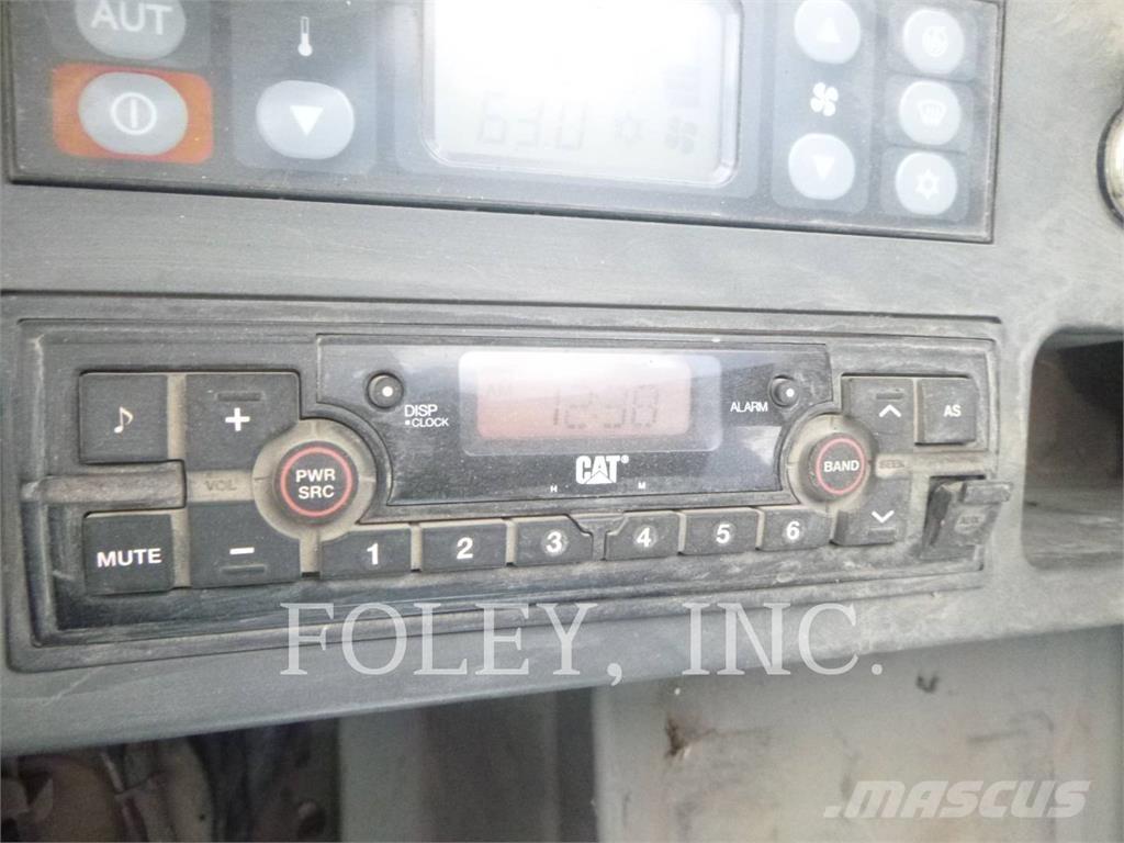 CAT 325FLCR Paletli ekskavatörler
