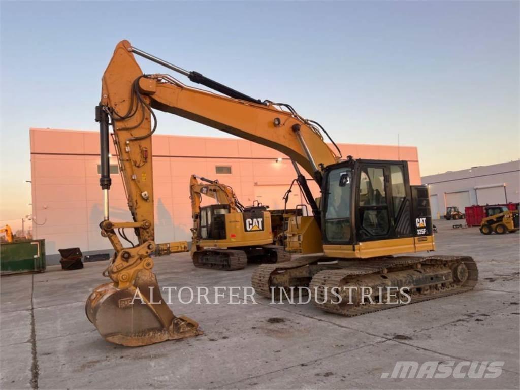 CAT 325FLCR 2D Paletli ekskavatörler