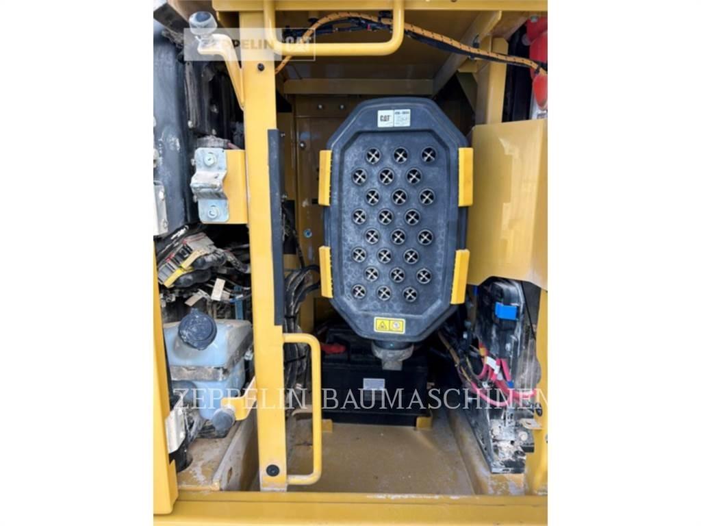 CAT 326-07A Paletli ekskavatörler