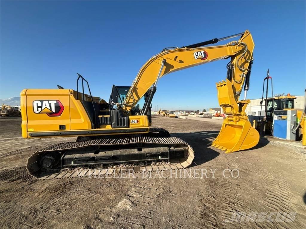 CAT 326 TH Paletli ekskavatörler