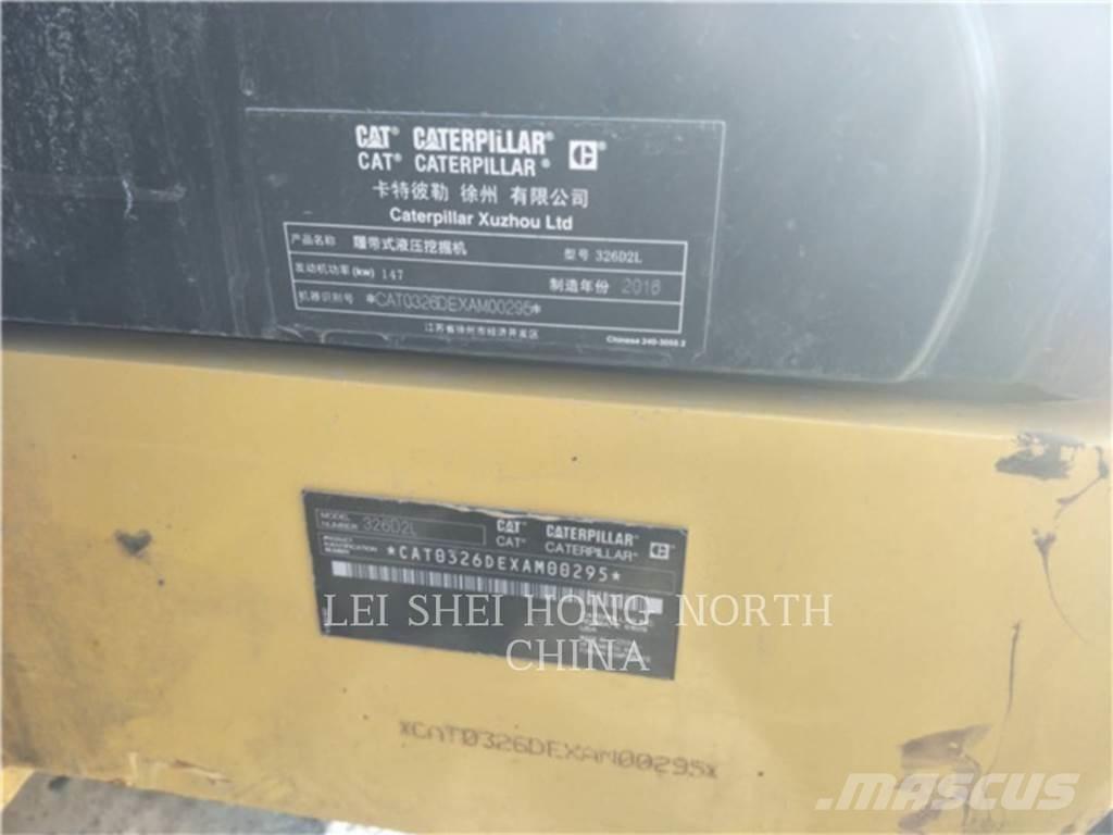 CAT 326D2L Paletli ekskavatörler