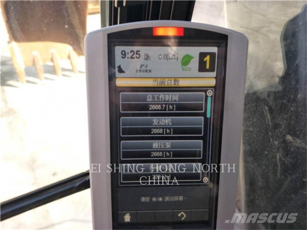 CAT 326D2L Paletli ekskavatörler