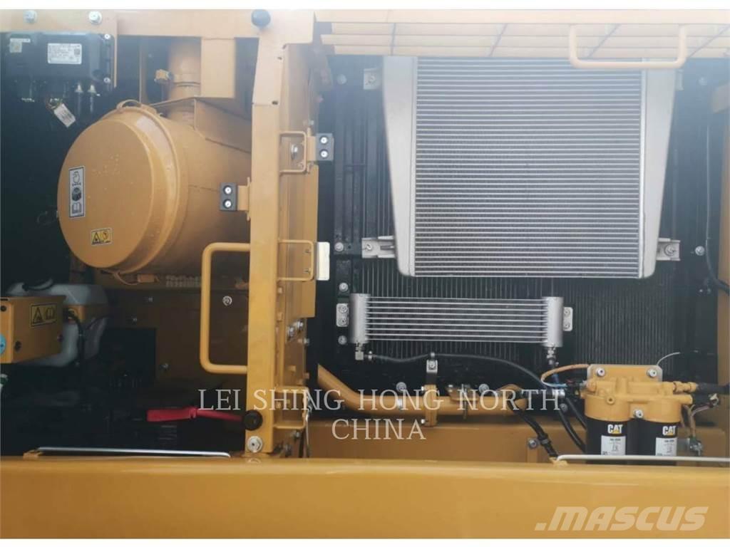 CAT 326D2L Paletli ekskavatörler