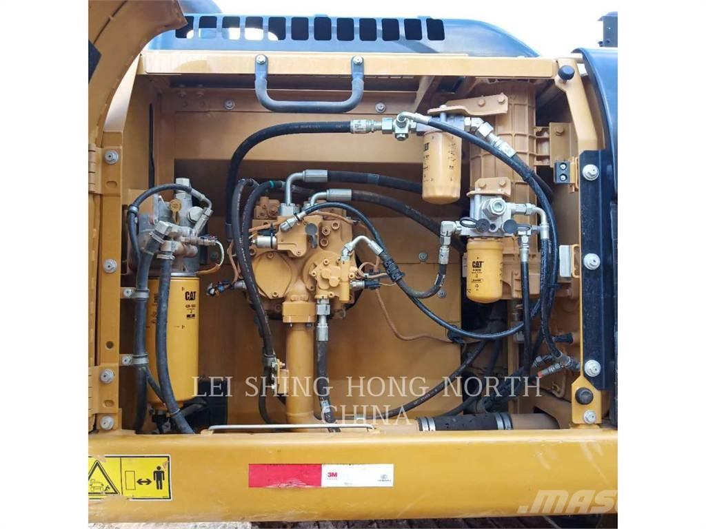 CAT 326D2L Paletli ekskavatörler