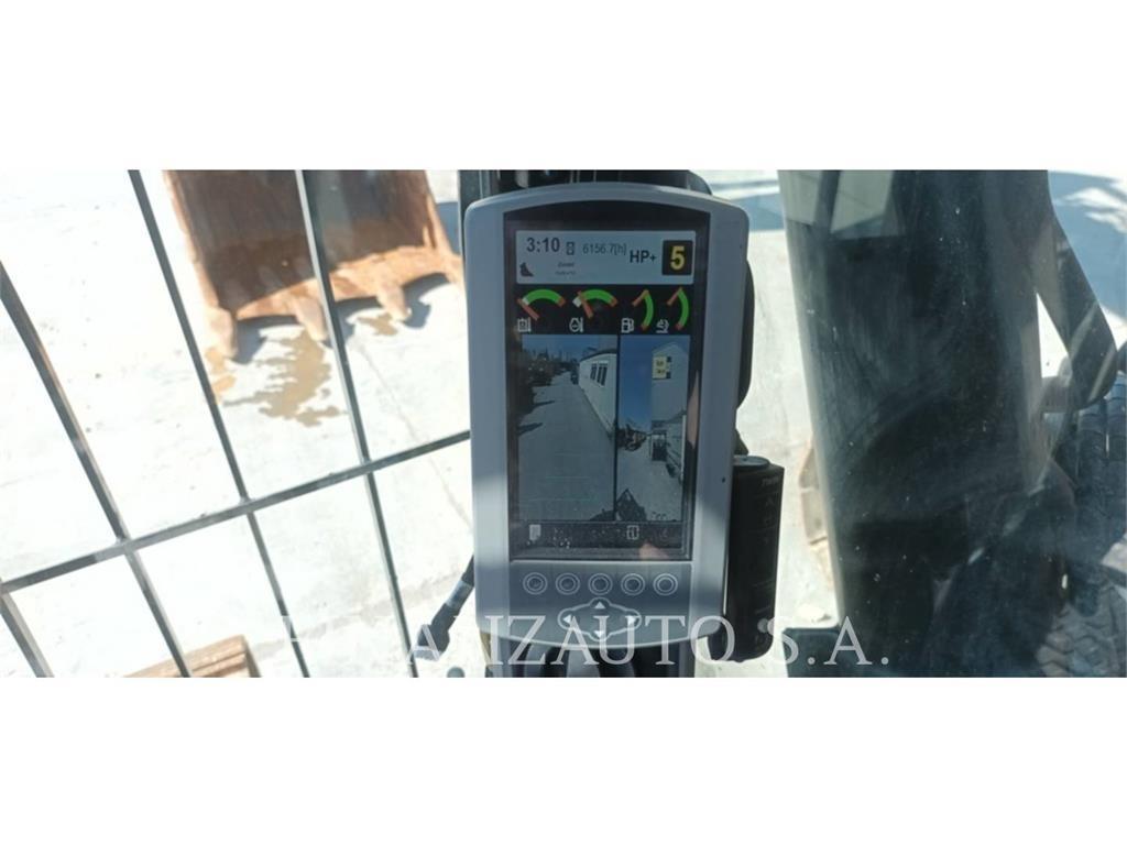 CAT 326F Paletli ekskavatörler