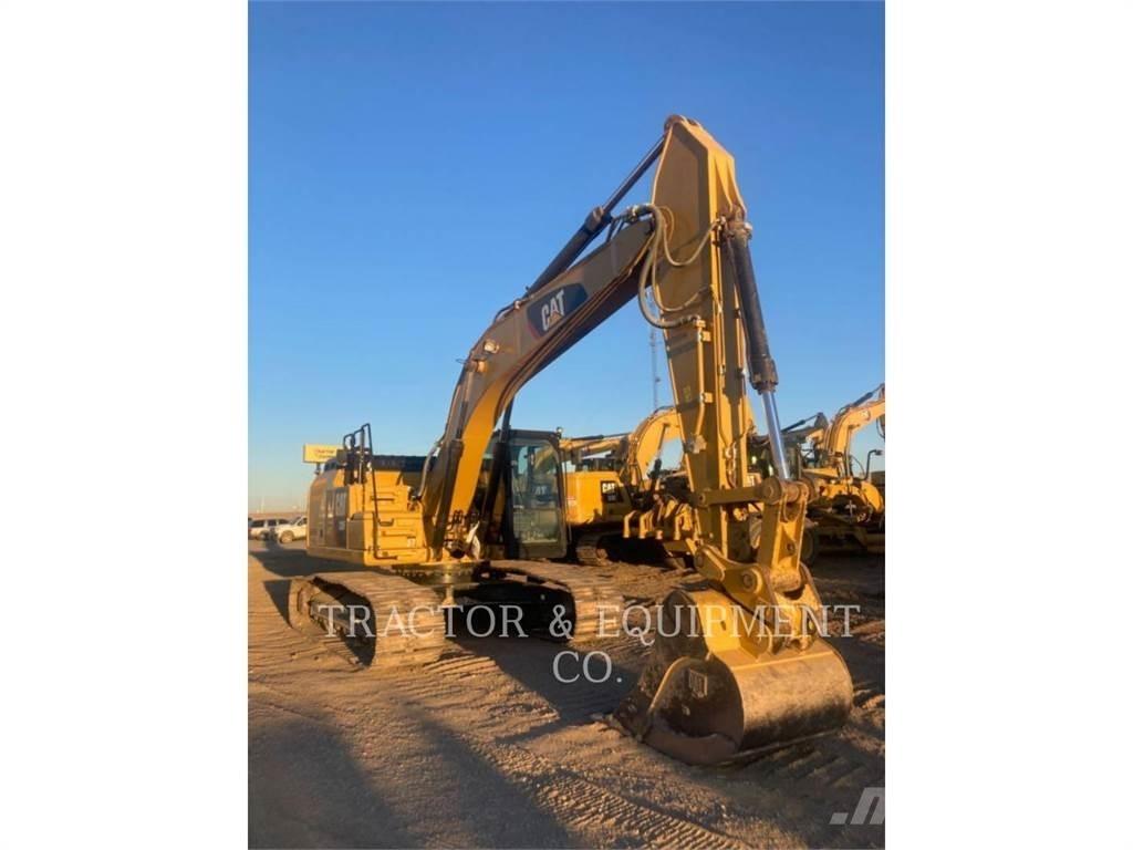 CAT 326F L Paletli ekskavatörler
