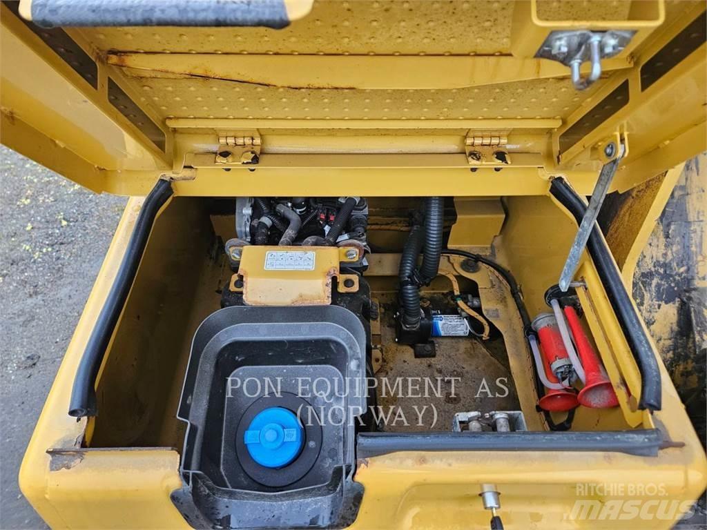 CAT 326FL Paletli ekskavatörler