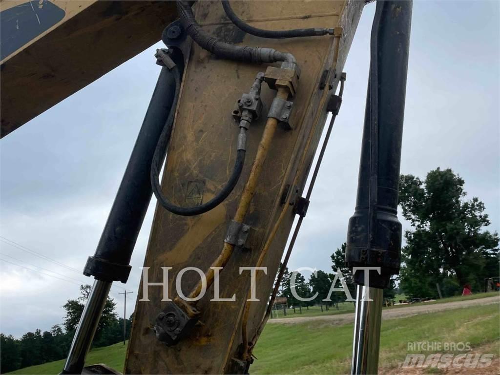 CAT 326FL Paletli ekskavatörler