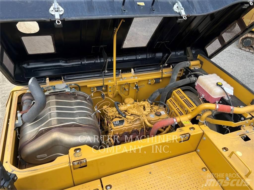 CAT 326FL Paletli ekskavatörler