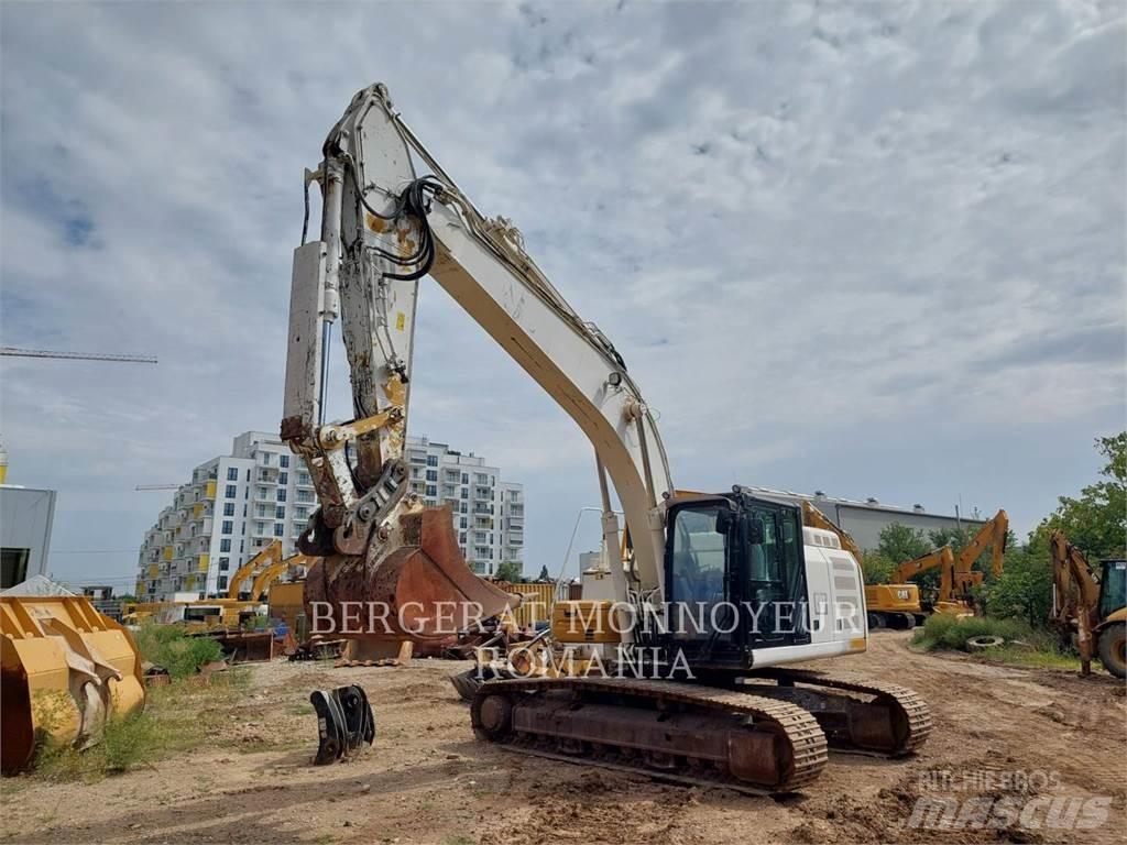 CAT 326FL Paletli ekskavatörler