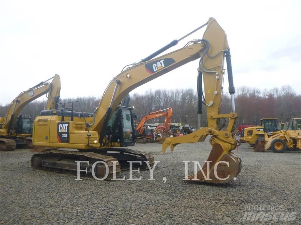 CAT 326FL Paletli ekskavatörler