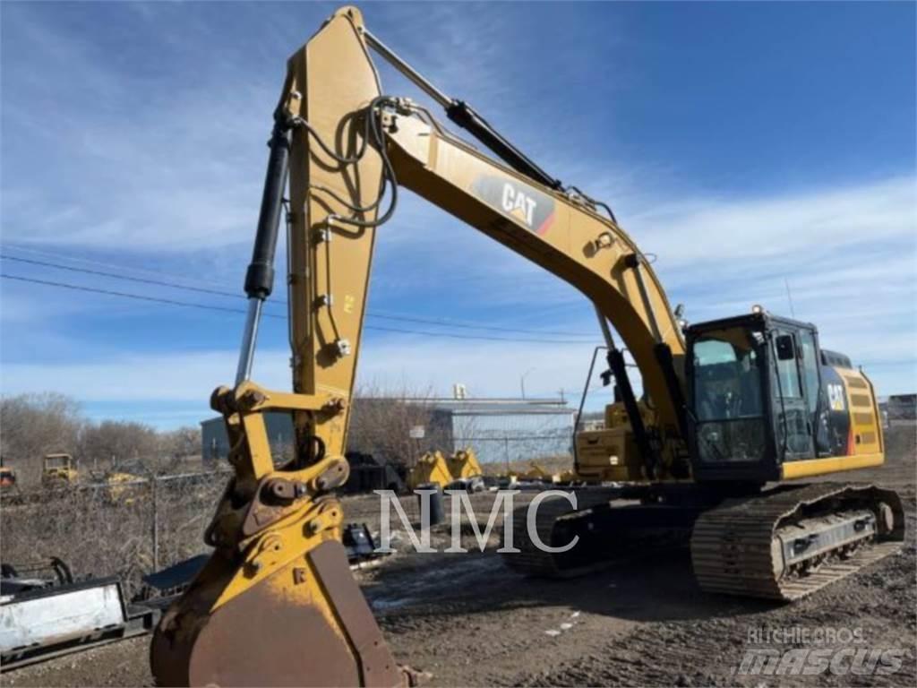 CAT 326FL Paletli ekskavatörler