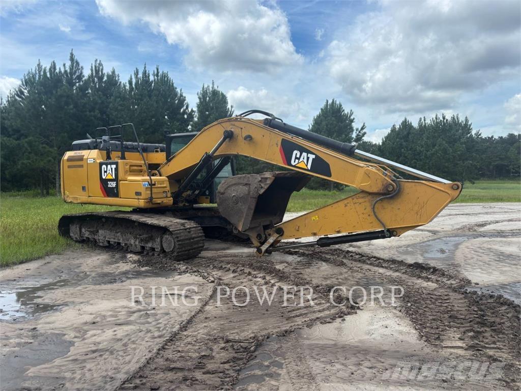 CAT 326FL Paletli ekskavatörler