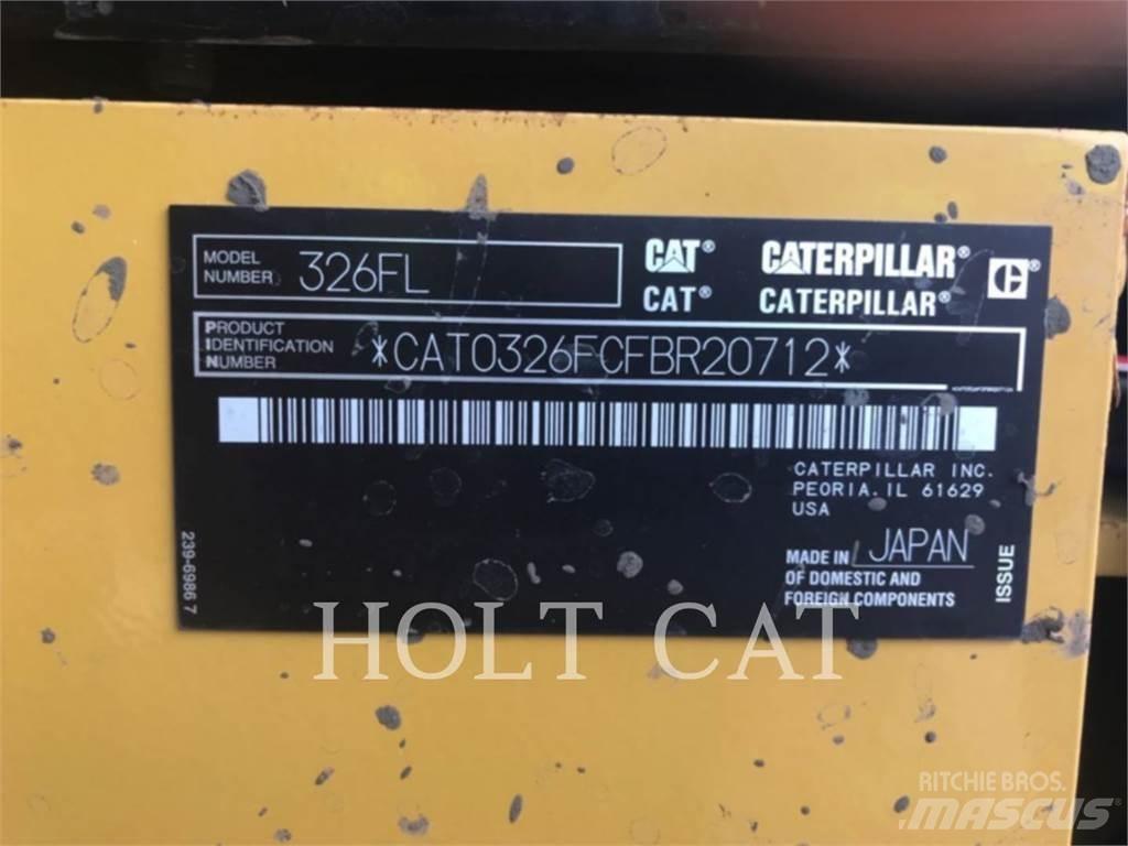 CAT 326FL Paletli ekskavatörler