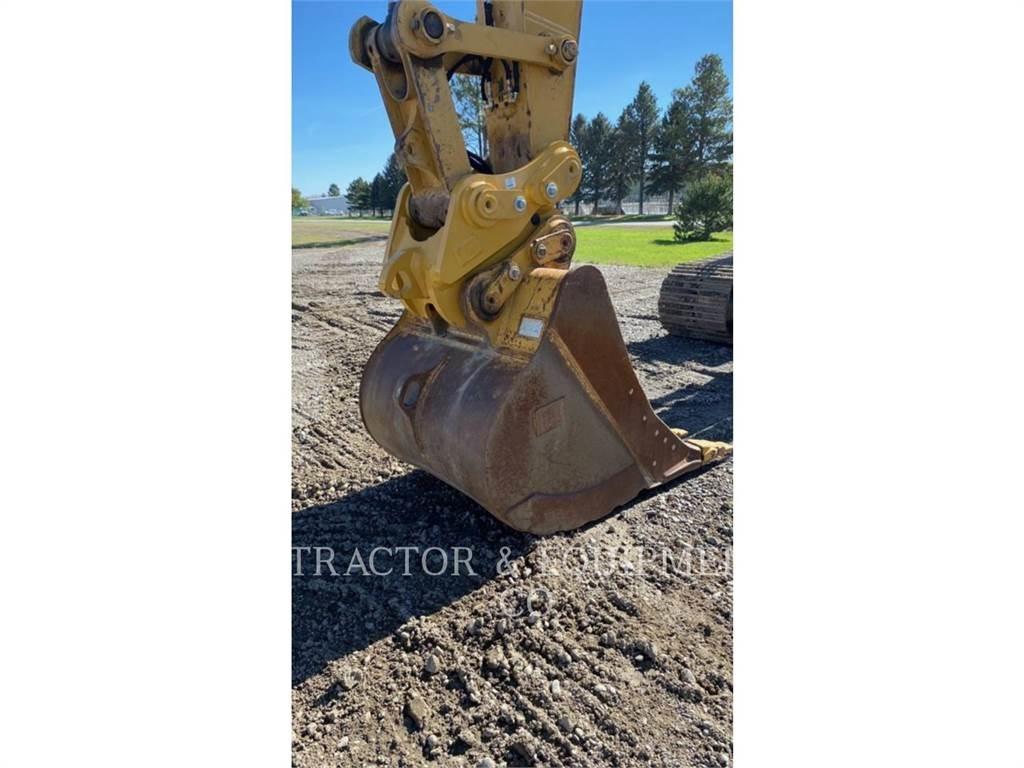 CAT 326FL Paletli ekskavatörler