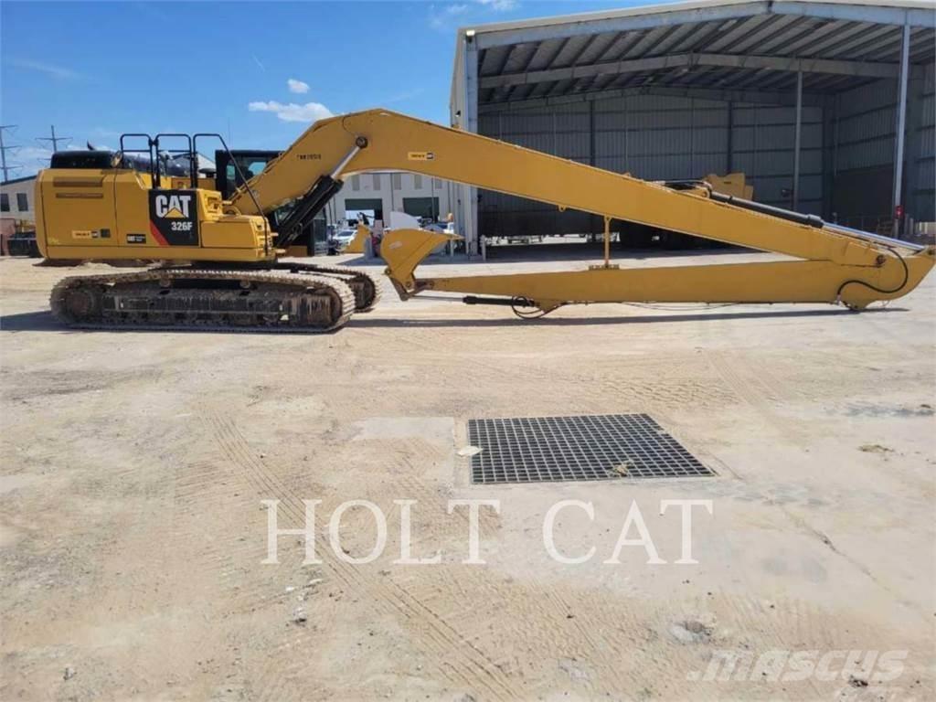 CAT 326FL LRF Paletli ekskavatörler
