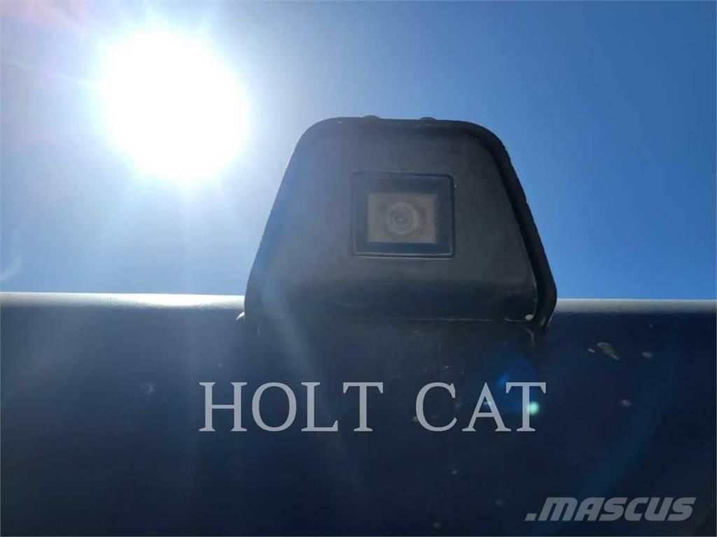 CAT 326FL LRF Paletli ekskavatörler