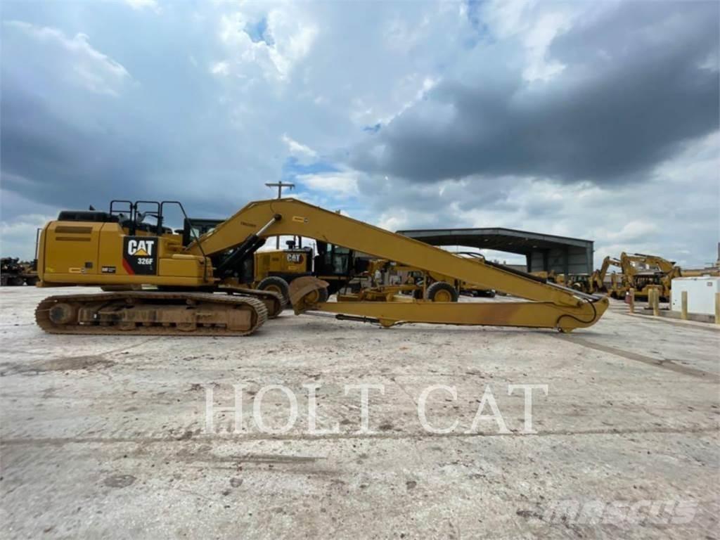 CAT 326FL LRF Paletli ekskavatörler