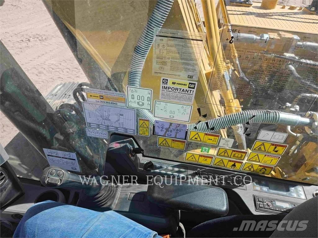 CAT 326FL TC Paletli ekskavatörler