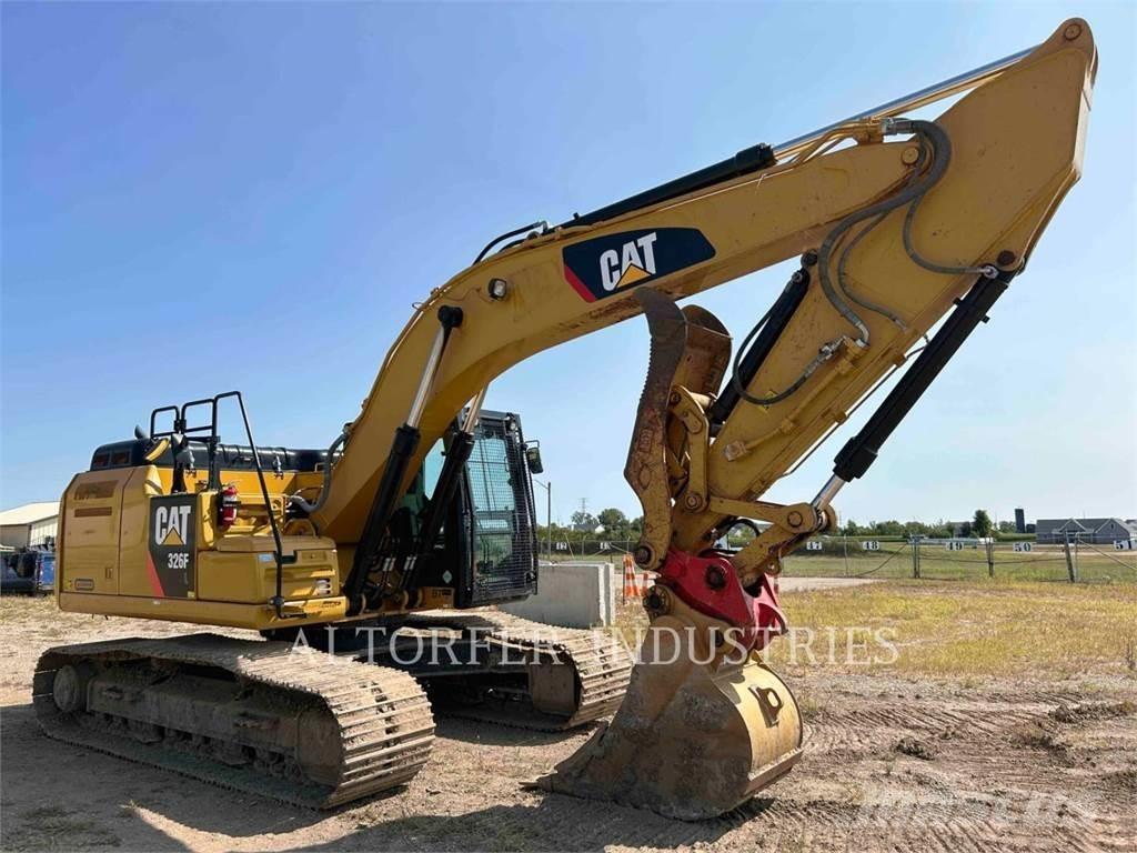 CAT 326FL TH Paletli ekskavatörler