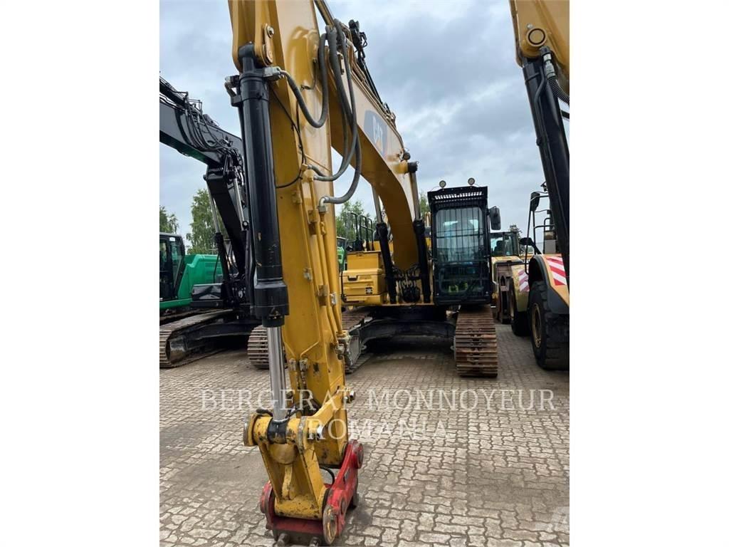 CAT 326FLN Paletli ekskavatörler