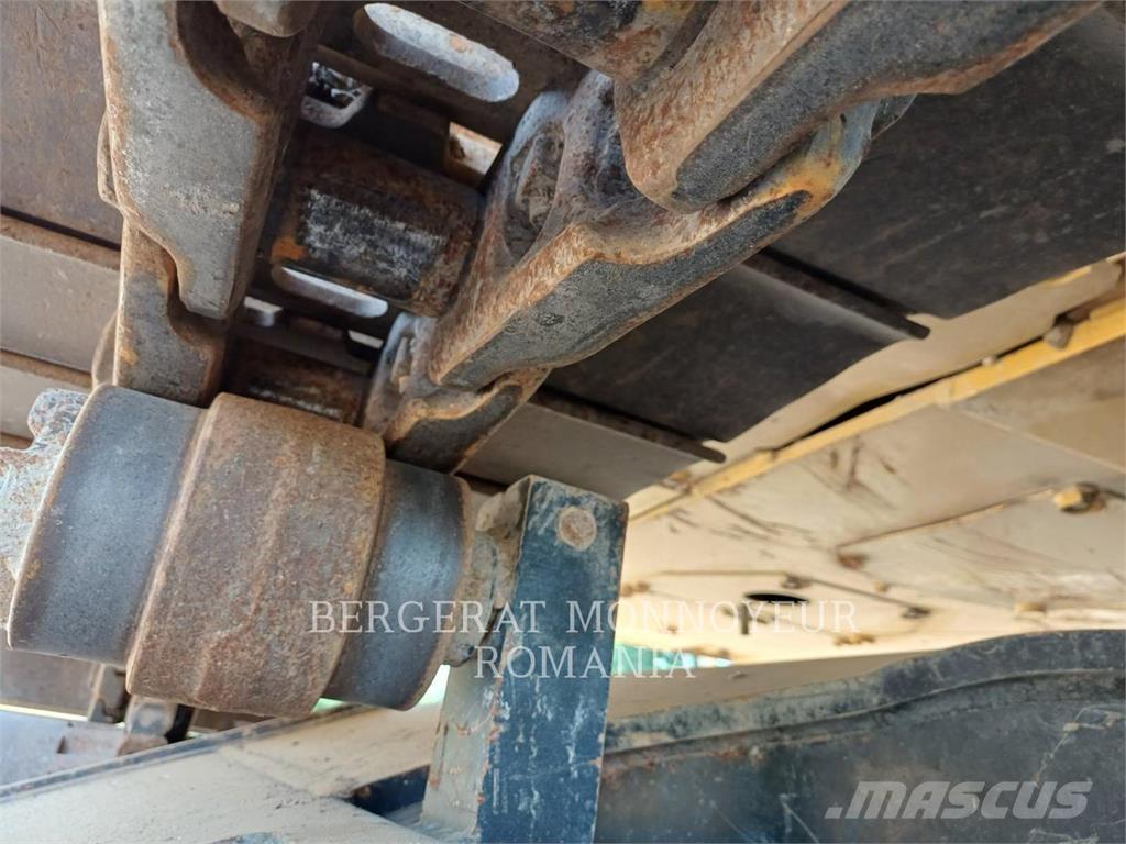 CAT 326FLN Paletli ekskavatörler