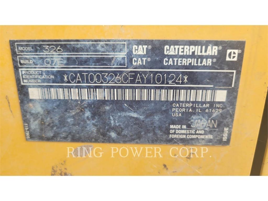 CAT 326LONG Paletli ekskavatörler