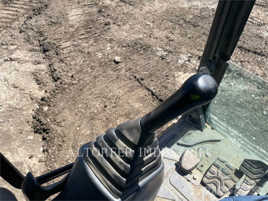 CAT 328DL HMR Paletli ekskavatörler