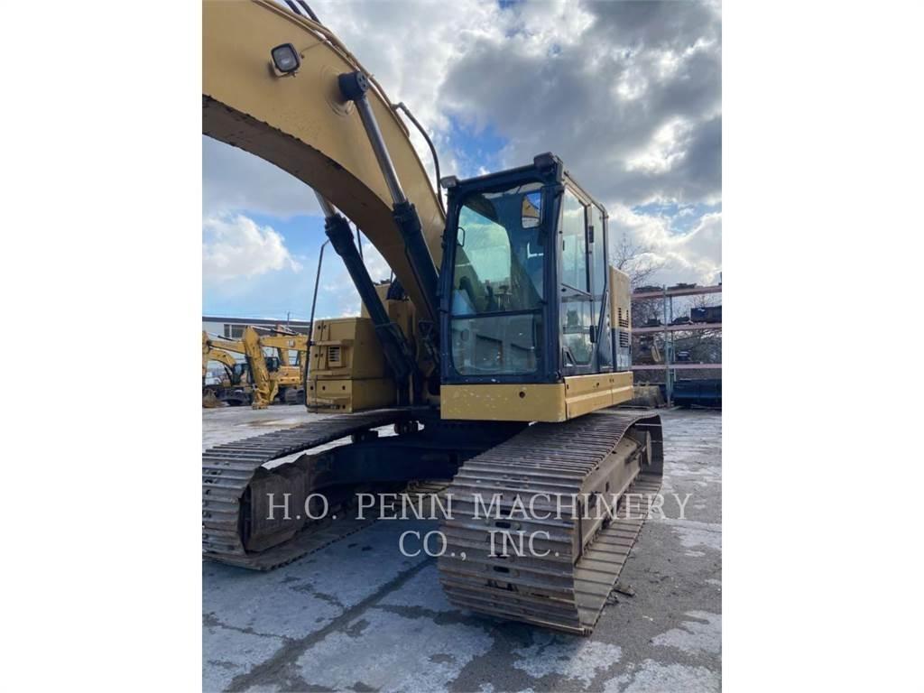 CAT 328DLCR Paletli ekskavatörler