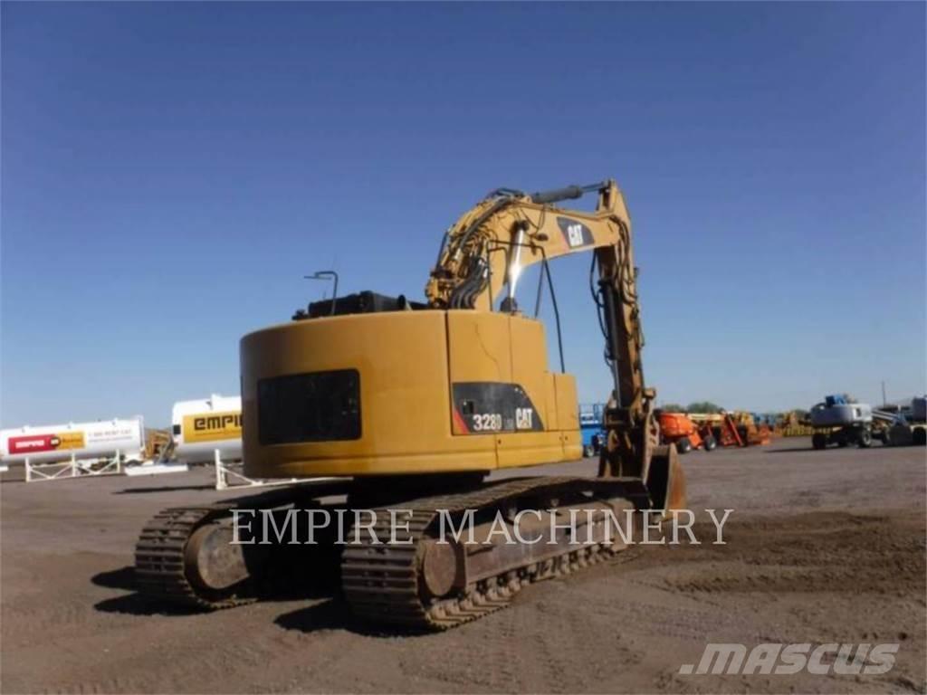 CAT 328DLCR Paletli ekskavatörler