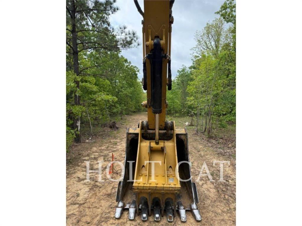 CAT 329FL Paletli ekskavatörler