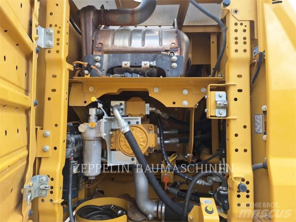 CAT 330-07 Paletli ekskavatörler
