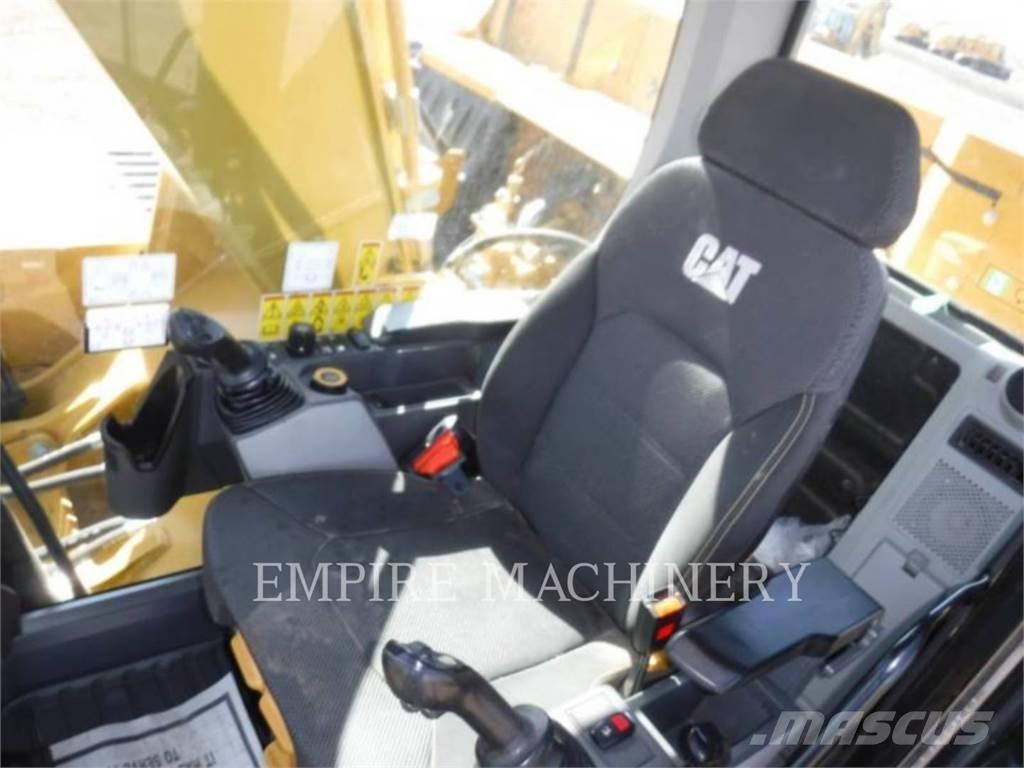 CAT 330-07 Paletli ekskavatörler
