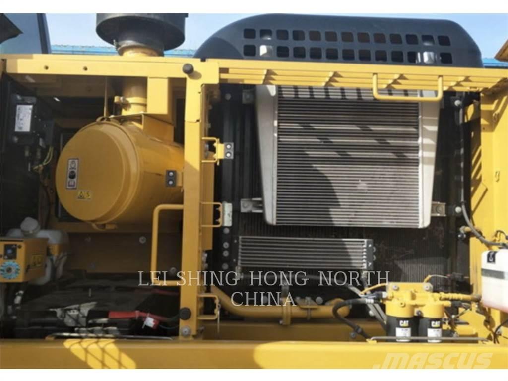 CAT 330-07 Paletli ekskavatörler