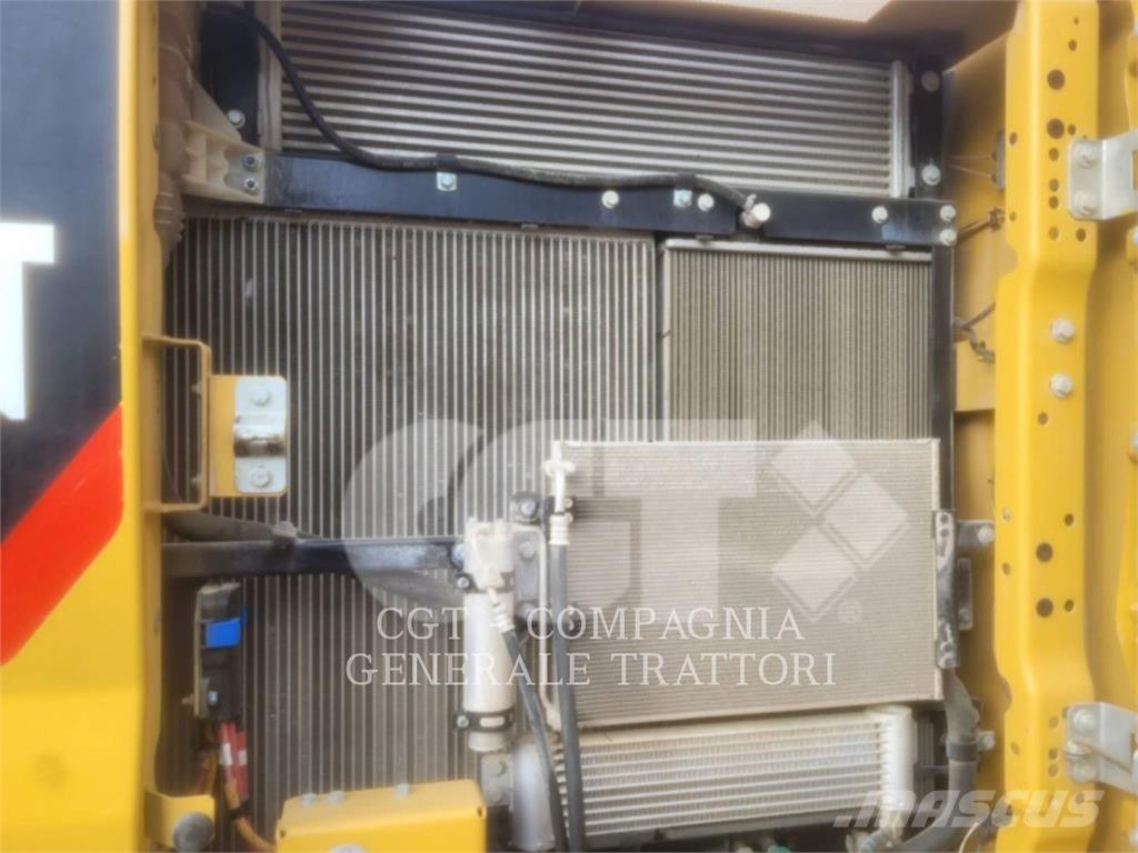 CAT 330 NG Paletli ekskavatörler