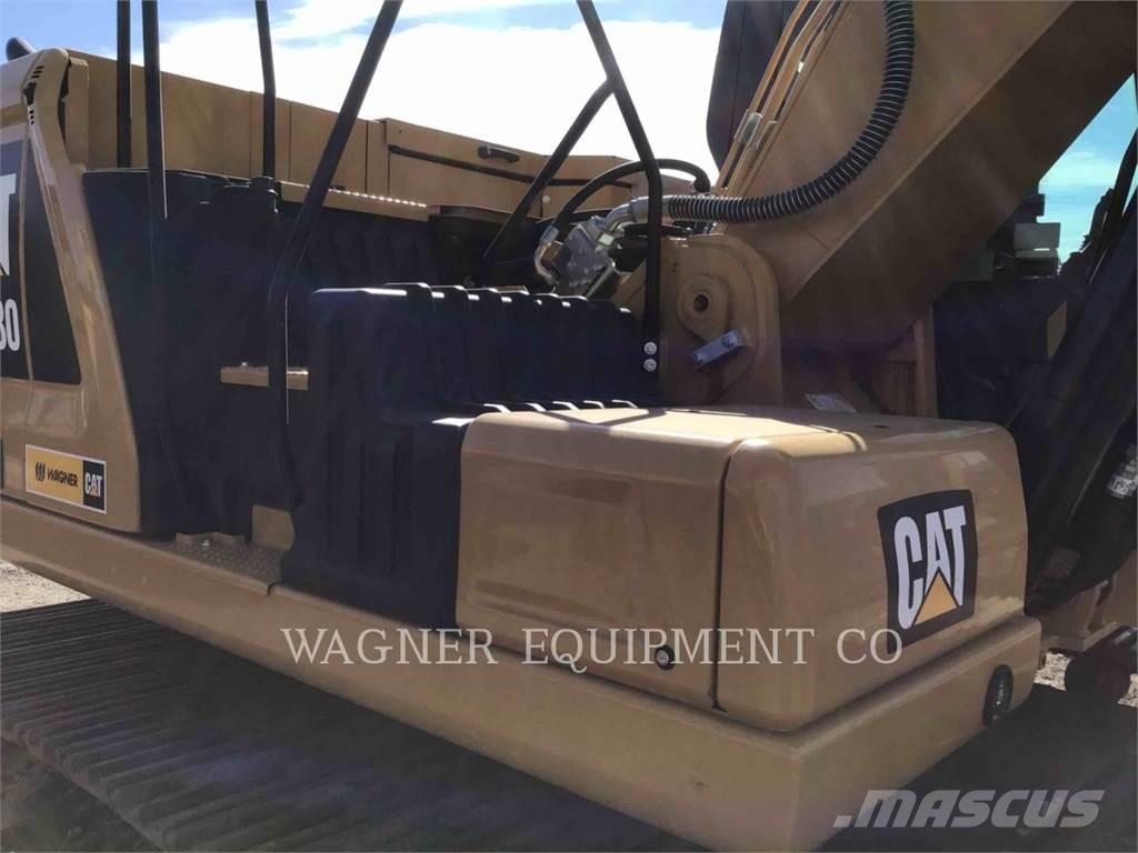 CAT 330 THB Paletli ekskavatörler