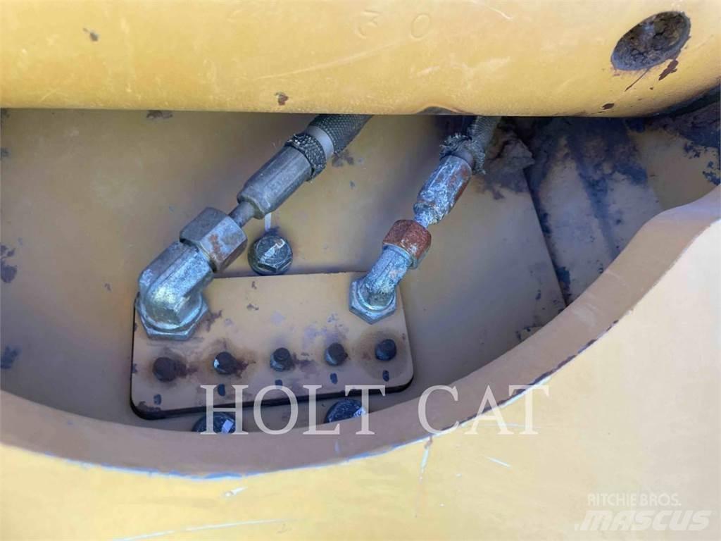 CAT 33007 Paletli ekskavatörler