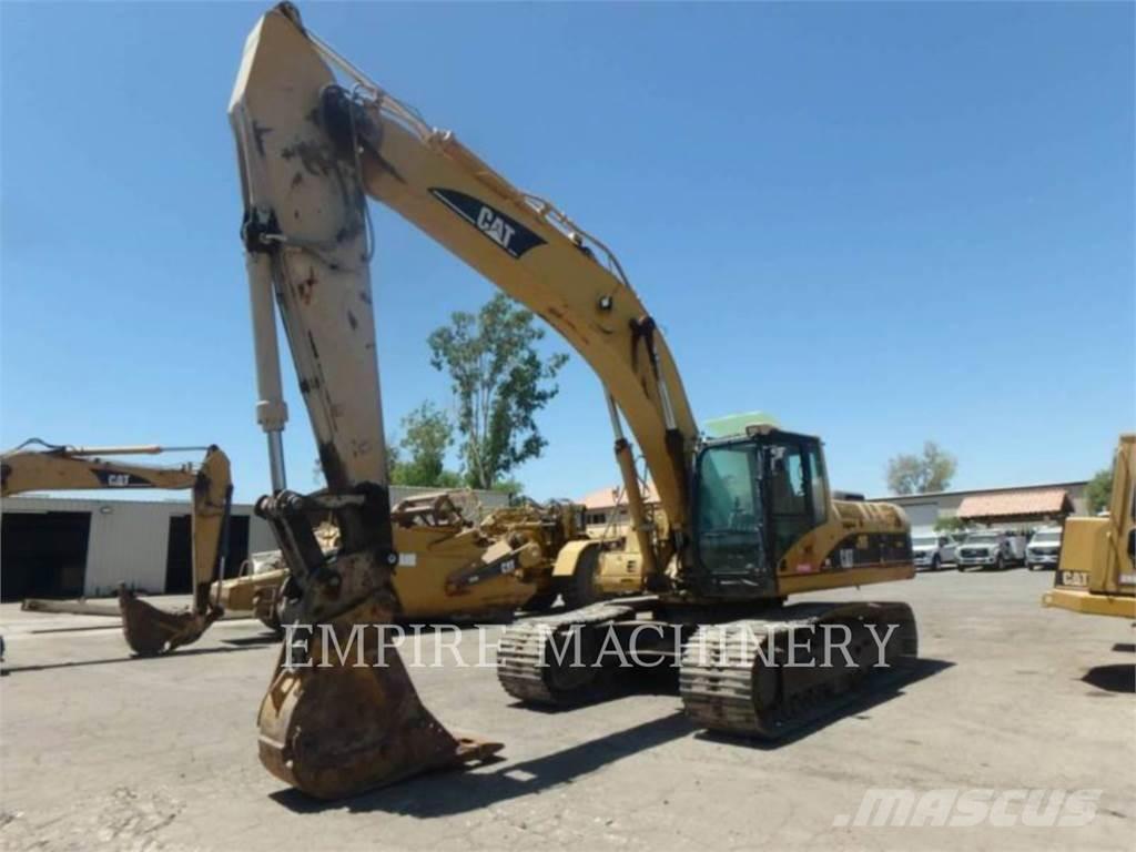 CAT 330CL Paletli ekskavatörler