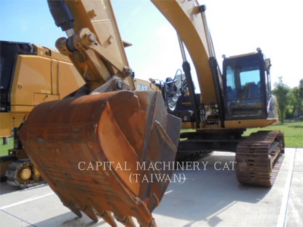 CAT 330D2L Paletli ekskavatörler