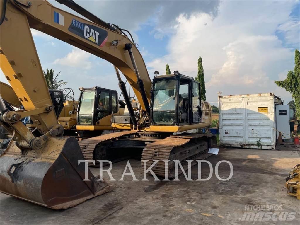 CAT 330D2L Paletli ekskavatörler