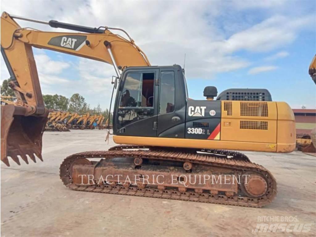 CAT 330D2L Paletli ekskavatörler