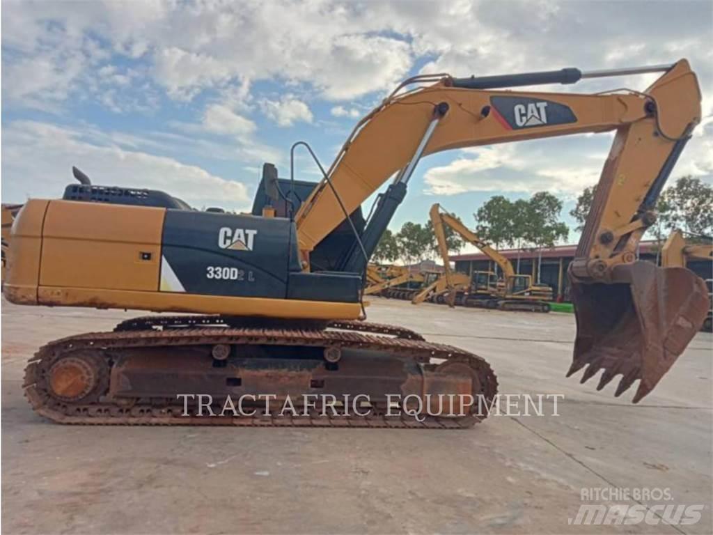CAT 330D2L Paletli ekskavatörler