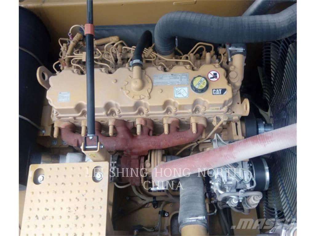 CAT 330D2L Paletli ekskavatörler