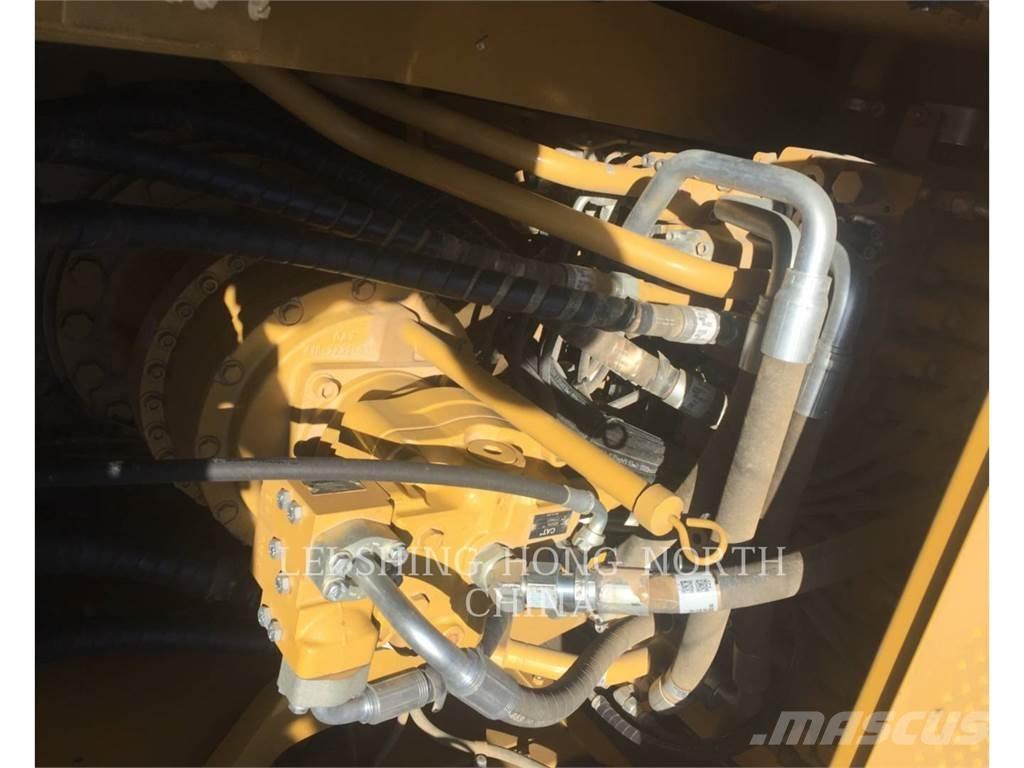 CAT 330D2L Paletli ekskavatörler