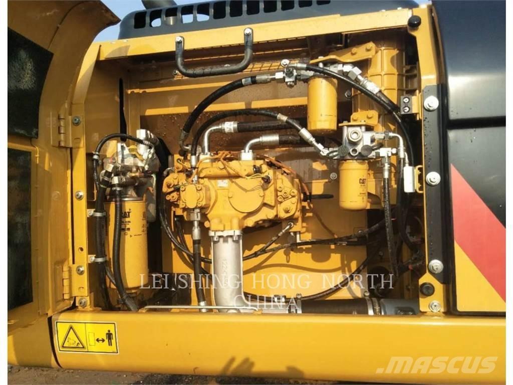 CAT 330D2L Paletli ekskavatörler