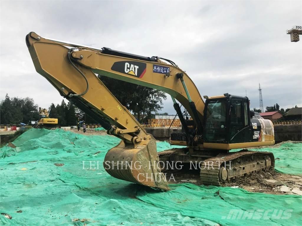 CAT 330D2L Paletli ekskavatörler